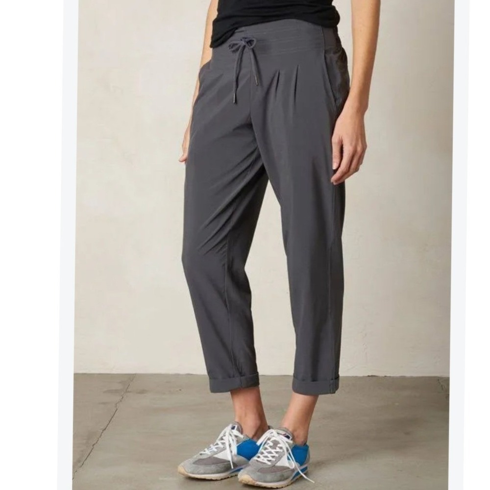 Prana Uptown Jogger Pants Women's Medium Gray Pleated Performance Activewear